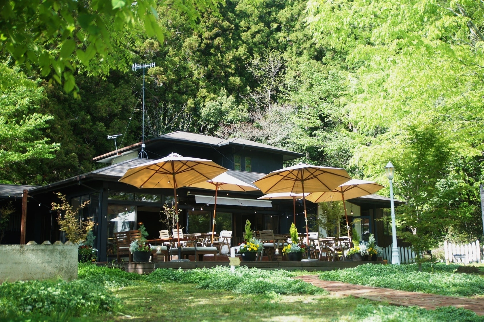 茨城・大子町、リノベーションカフェ＆ゲストハウス、咲くカフェ。